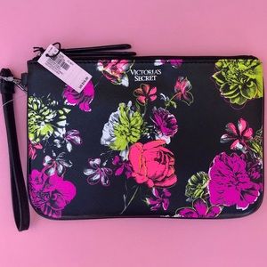 SOLD‼️ Victoria secret  night out wristlet